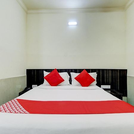 העיר בנגלור Super Hotel O Nar Comforts Near Ksr Railway Station מראה חיצוני תמונה