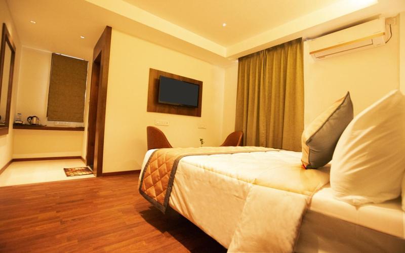 העיר בנגלור Super Hotel O Nar Comforts Near Ksr Railway Station מראה חיצוני תמונה