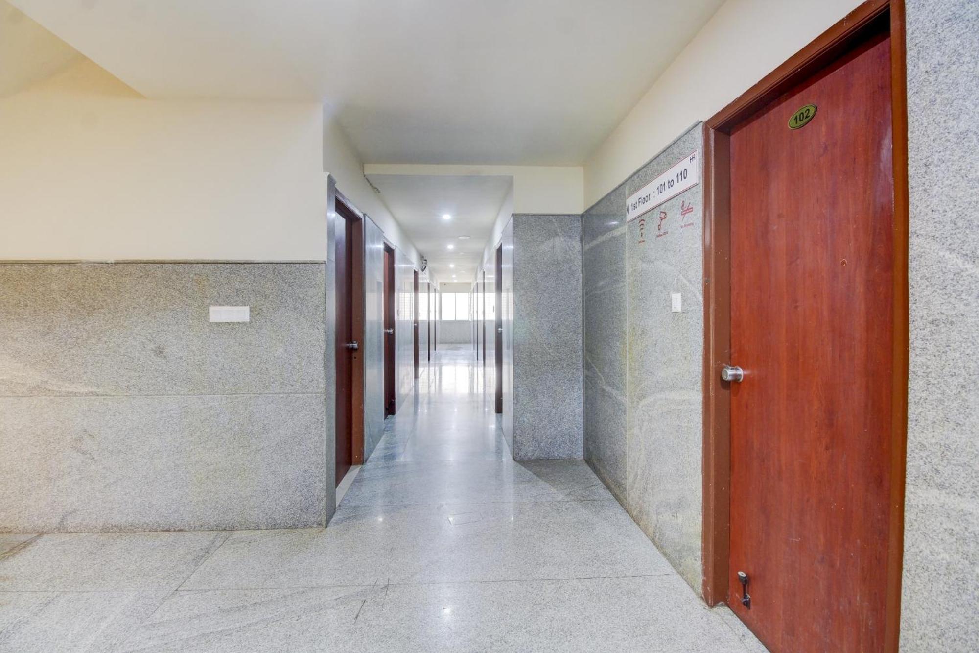 העיר בנגלור Super Hotel O Nar Comforts Near Ksr Railway Station מראה חיצוני תמונה